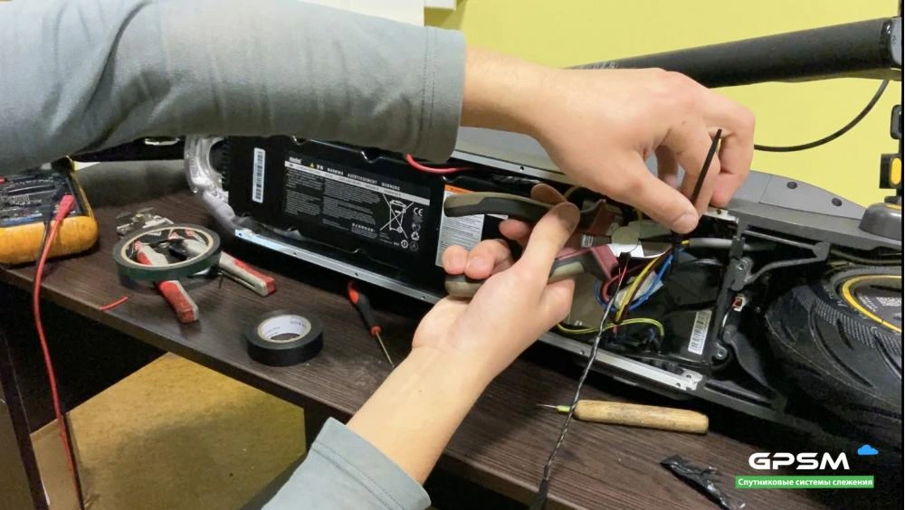 GPS трекер для электросамоката изображение 23