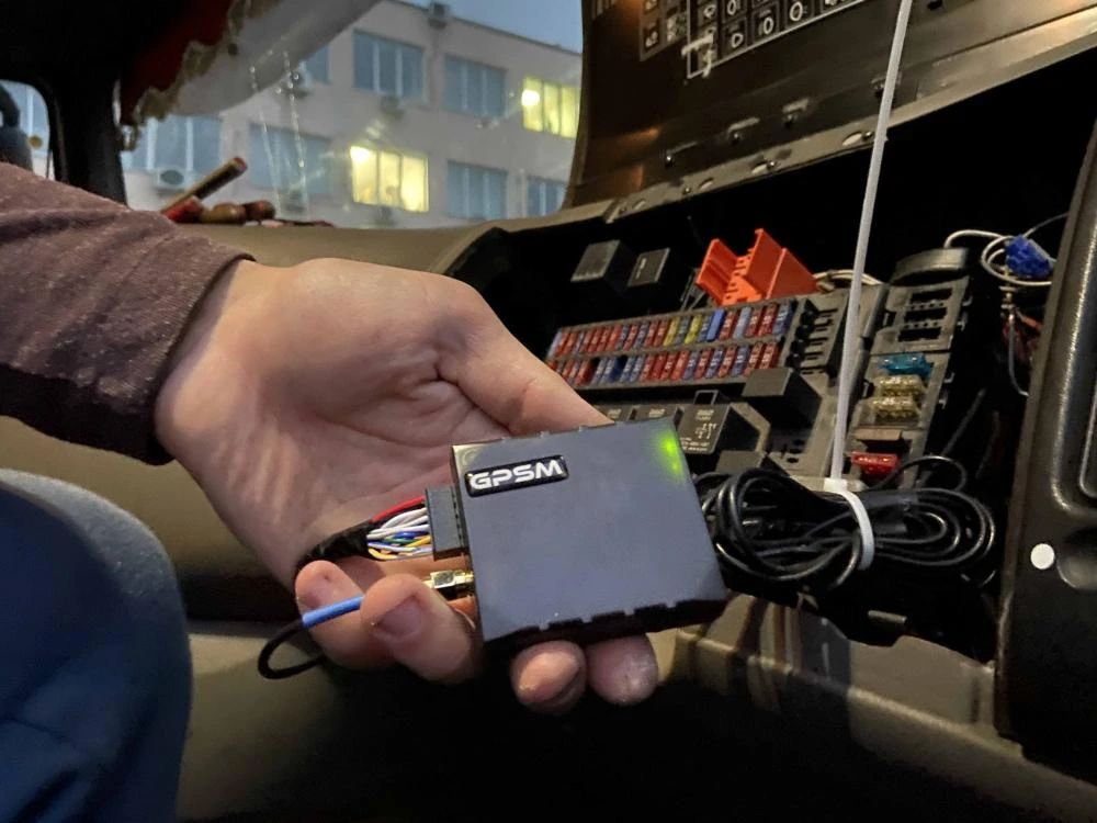 Система GPS с датчиком уровня топлива на DAF изображение 3