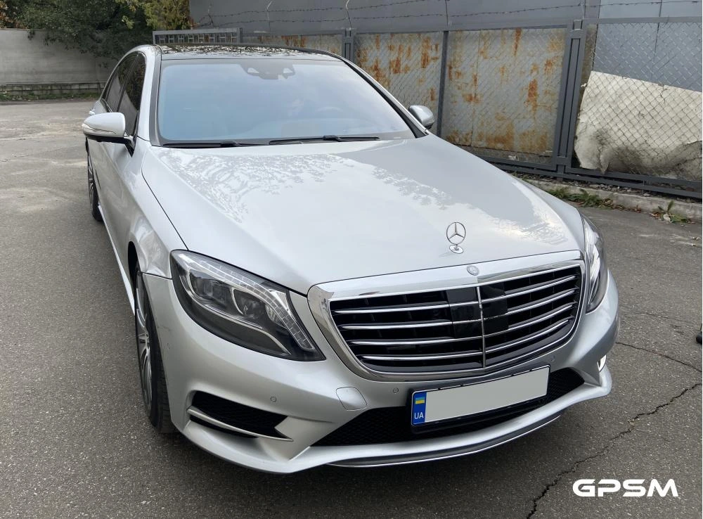 Установка GPS с блокировкой двигателя на Mercedes-Benz S-Class