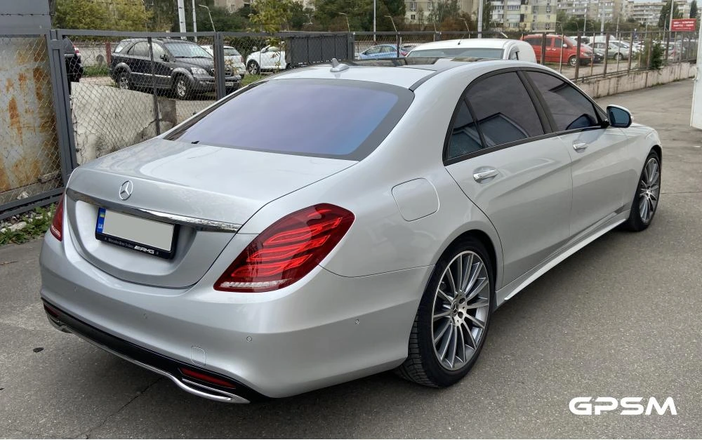 Установка GPS с блокировкой двигателя на Mercedes-Benz S-Class